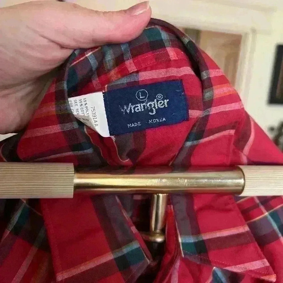 Wrangler Vintage Long Sleeved Red Plaid Pearl Button Shirt - Large - Picture 5 of 9